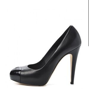 Chanel Lambskin Patent Cap Toe CC Pumps 38.5 Black VERY GOOD Condition